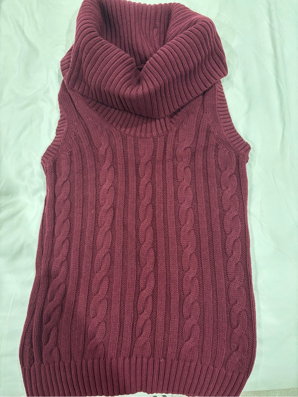 Banana Republic Sleeveless Cable-Knit Turtleneck Sweater Vest - Burgundy